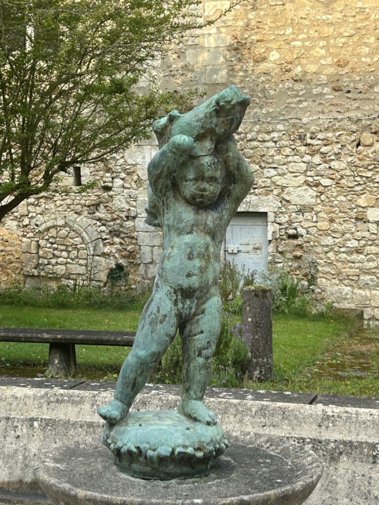 L&rsquo;Enfant au poisson, œuvre de Raymond Martin