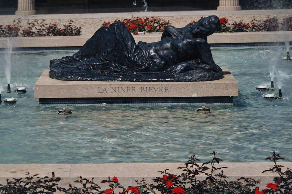 La Ninfe Bièvre, œuvre de Raymond Martin